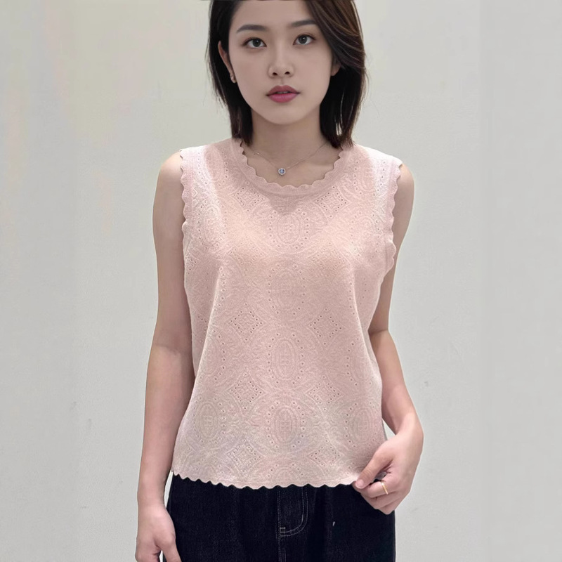 French Style Lace Sleeveless Knitwear Vest for Women 2025 Summer New Style Cut Out Versatile Vest Top Thin