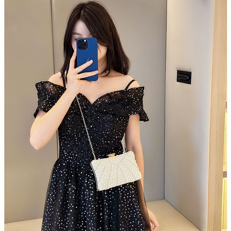 2025 Europa y Estados Unidos lujosos paquetes de cena de damas con diamantes de perlas para la fiesta con una bolsa de mano vestido vestido de moda