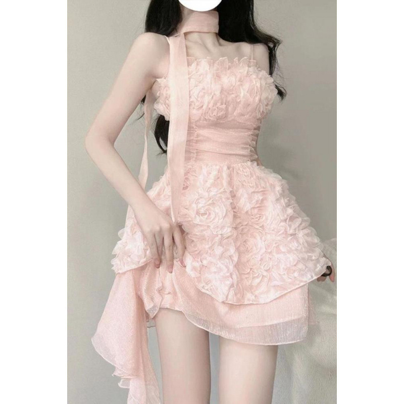 法式甜美时尚纯欲风辣妹设计感不规则粉色吊带裙拼接网纱连衣裙女