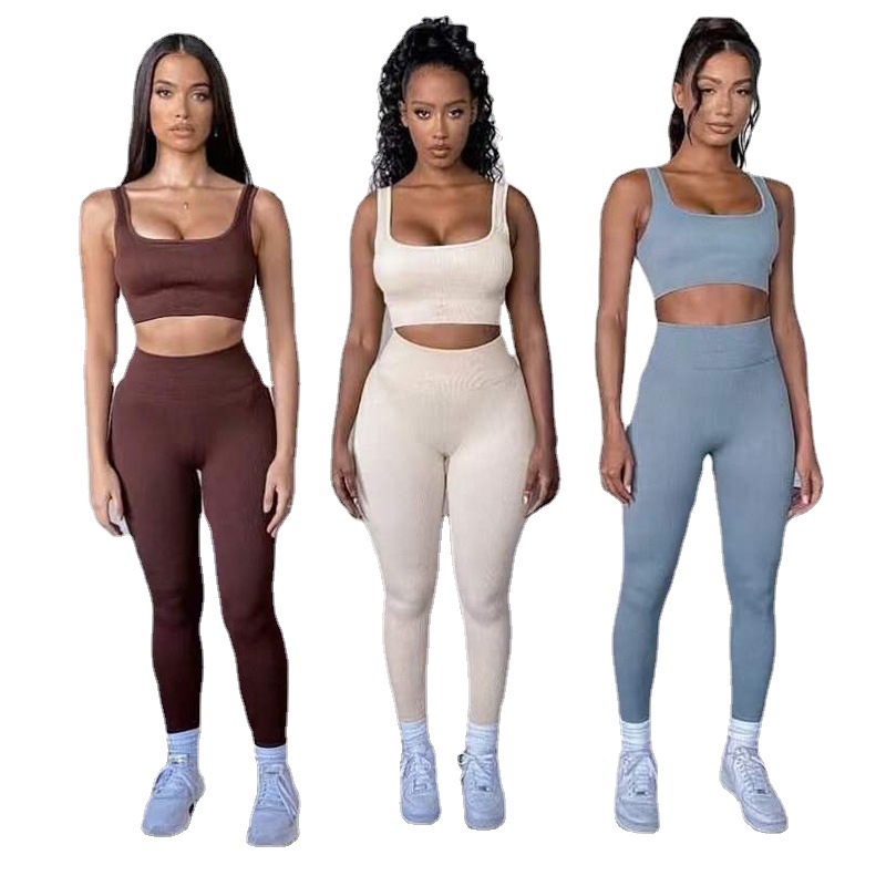 Chaleco deportivo elástico de estilo europeo y americano, cuidadosamente seleccionado, para yoga, para mujer, talla grande, con un hermoso diseño en la espalda, conjunto deportivo para fitness y yoga.