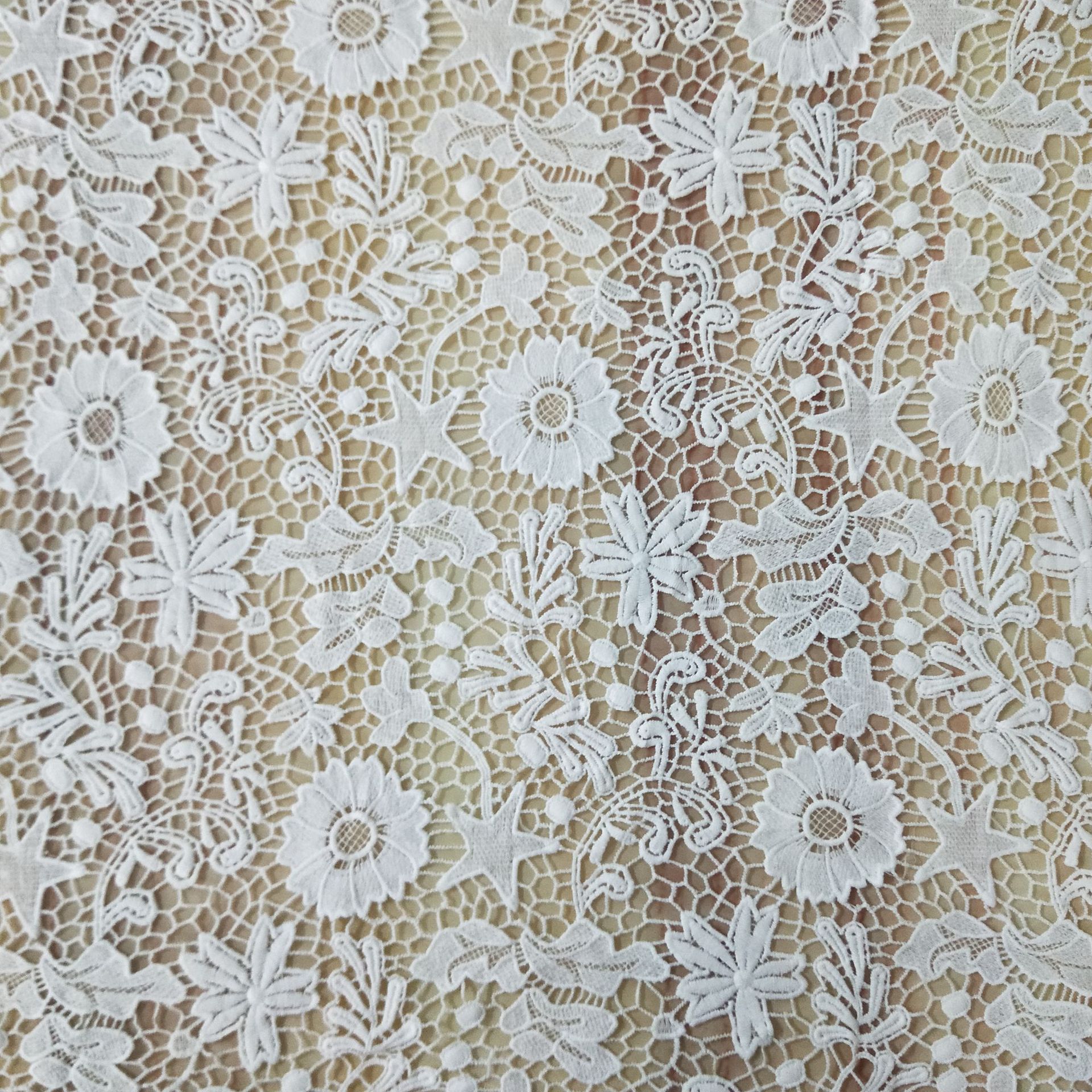 日韩风植物花布料 水溶花边牛奶丝刺绣满幅 蕾丝面料服饰女装辅料