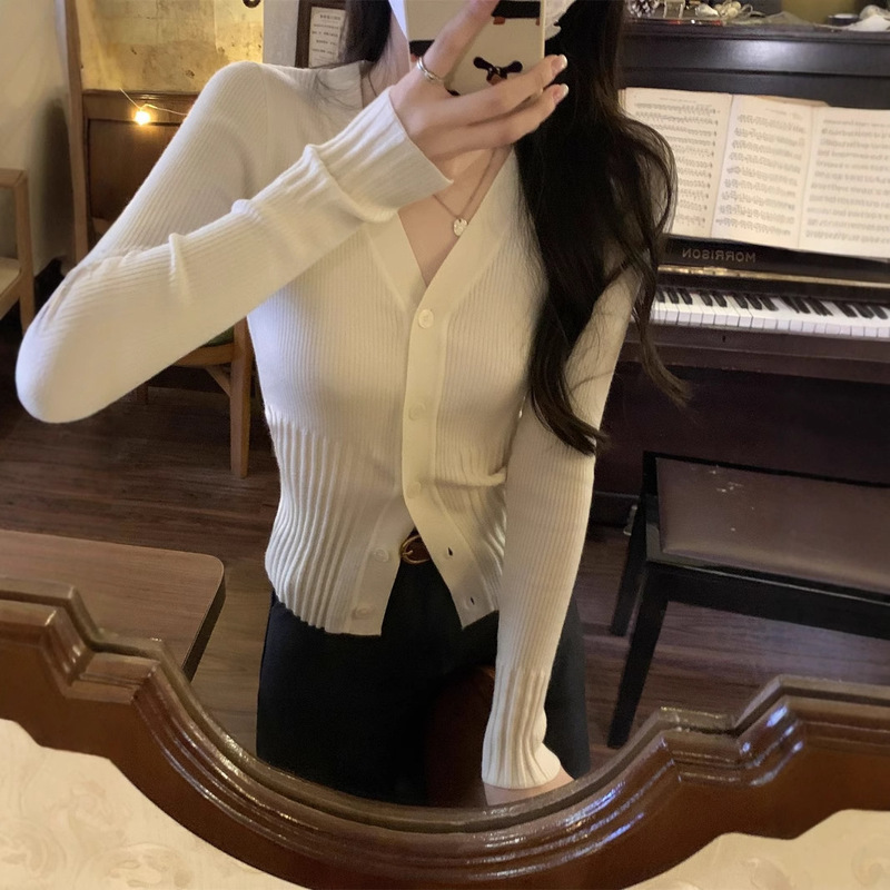 秋冬v领气质设计感针织内搭开衫女修身显瘦毛衣打底衫高级感上衣|undefined