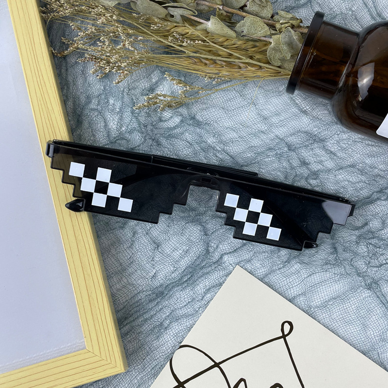 Glasses de mosaico cuadrado, personalidad de píxeles de dos dimensiones, gafas de sol divertidas, gafas de sol de mosaico de doble fila. image 8