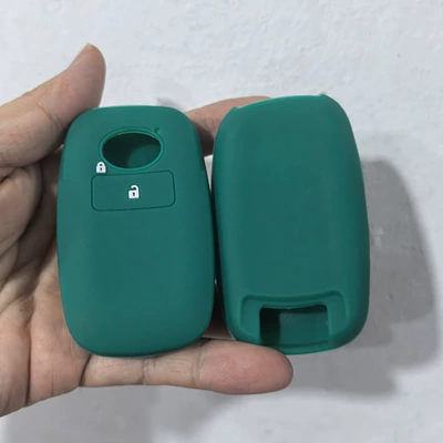 Car Keys: Key Bag Car Key - 2-key-dark-green