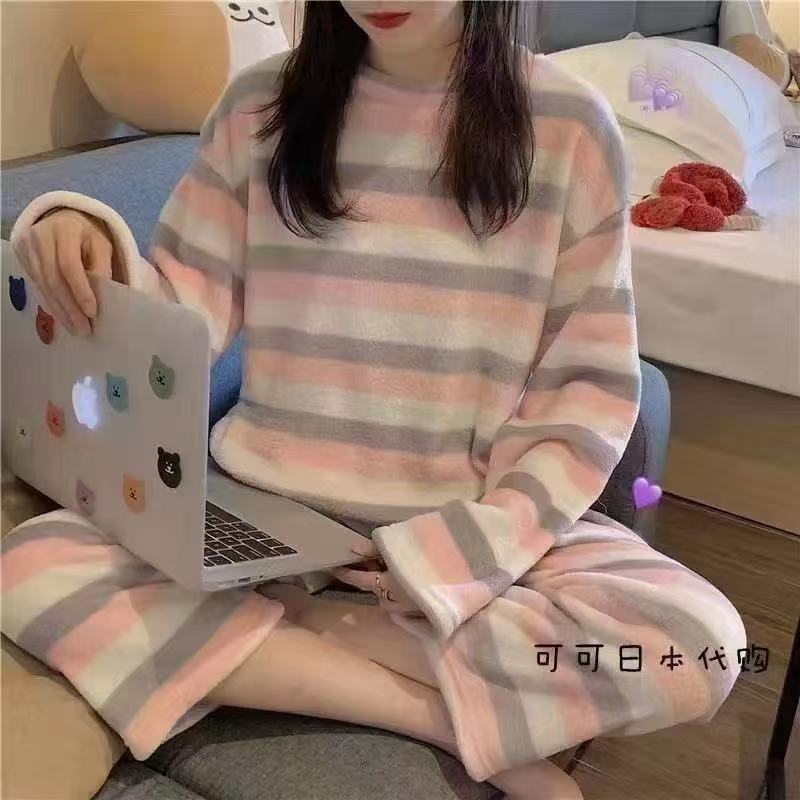 Franela al por mayor transfronteriza otoño invierno engrosado dulces dibujos animados sueltos chaqueta casual de coral pijama ropa doméstica de mujer