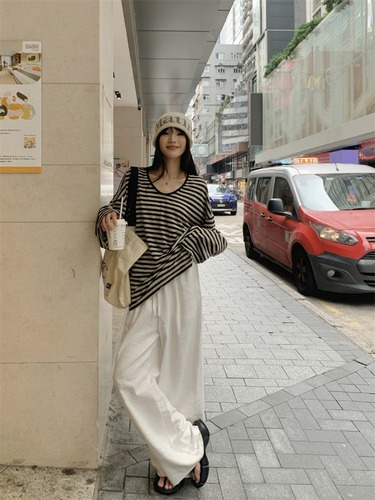 Cross-border lazy style V-neck trumpet sleeve striped women's T-shirt 2024 spring loose casual base shirt middle-length top