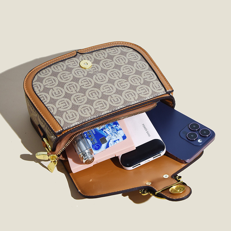 2023 Herbst Neue Live-Übertragung Beliebte Trendy Retro High-Level Umhängetasche Koreanische Satteltasche Unterarm Damentasche_voghion.com