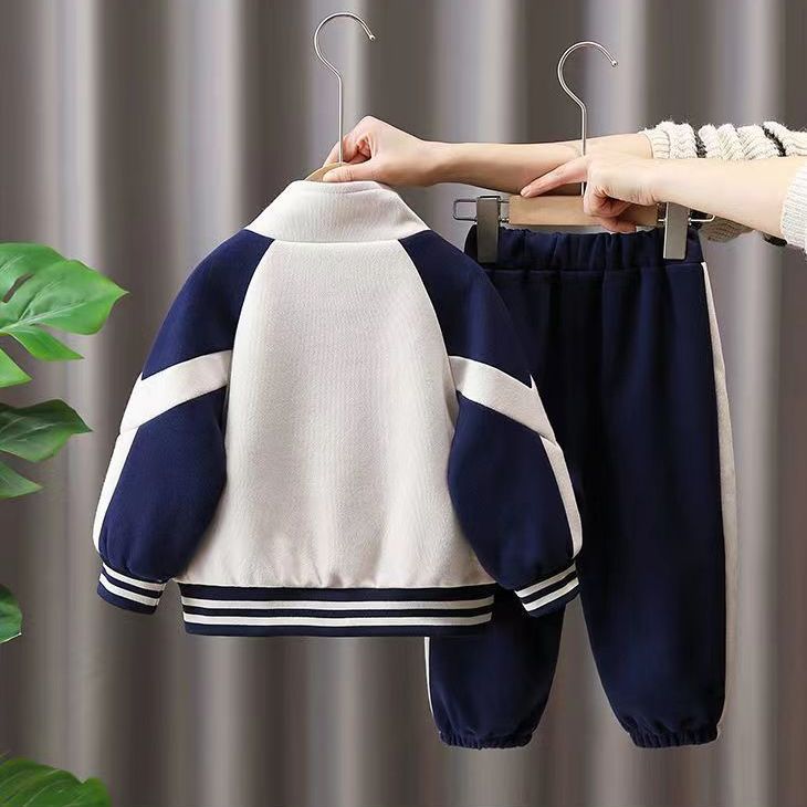 Small and medium-sized sports set, autumn handsome children's Korean version jacket, wearing baseball jersey_voghion.com