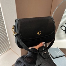2025新款高级感气质女士百搭单肩斜挎包欧美复古翻盖小方包女包包