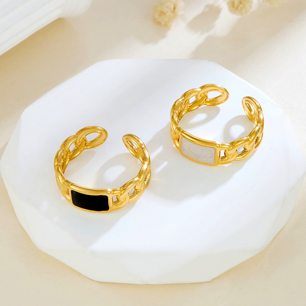 French Retro Multicoloured Zircon Ring For Women Unique Design_voghion.com