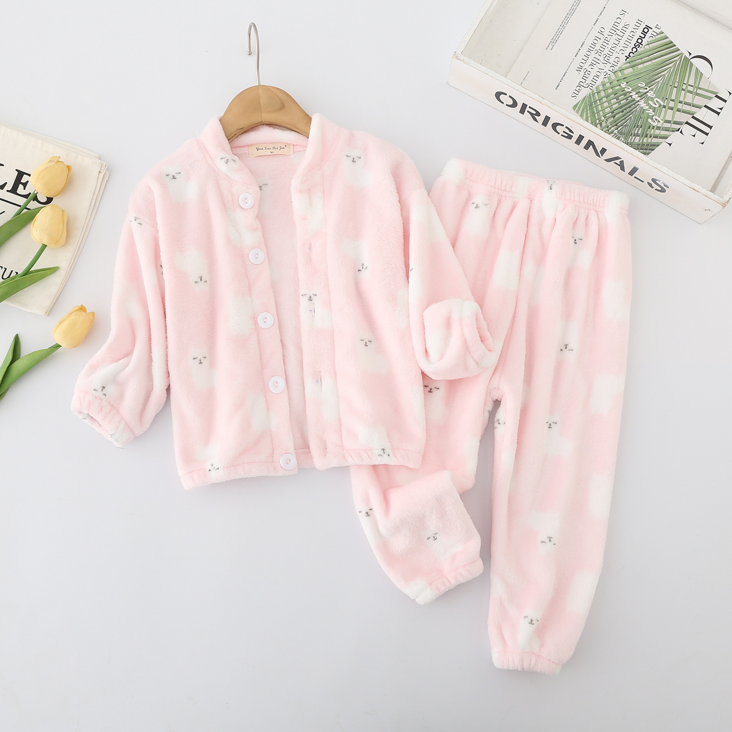 2021 Otoño e Invierno traje de pijama para niños franela niños y niñas estampado flor hebilla cardigan hogar conjunto de dos piezas primavera