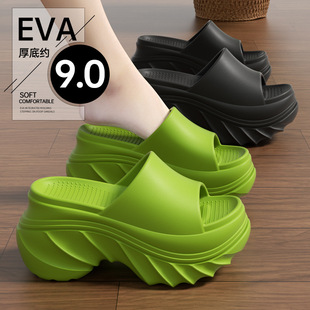 Sandals and Slippers for Women Summer Small Stomp Feeling Thick Bottom Heightened Non-slip Outer Wear Shorty Lok Platform Slippers