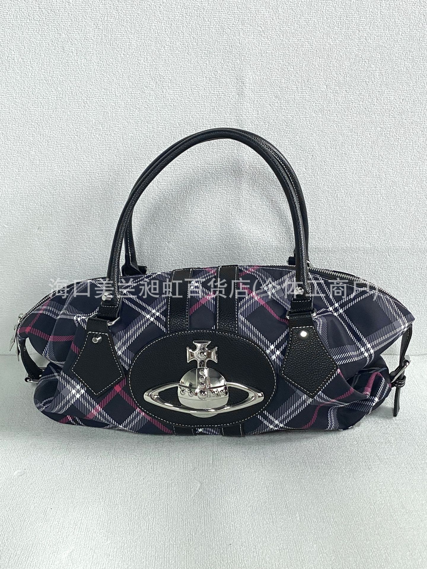 중고 블랙 & 레드 토트백