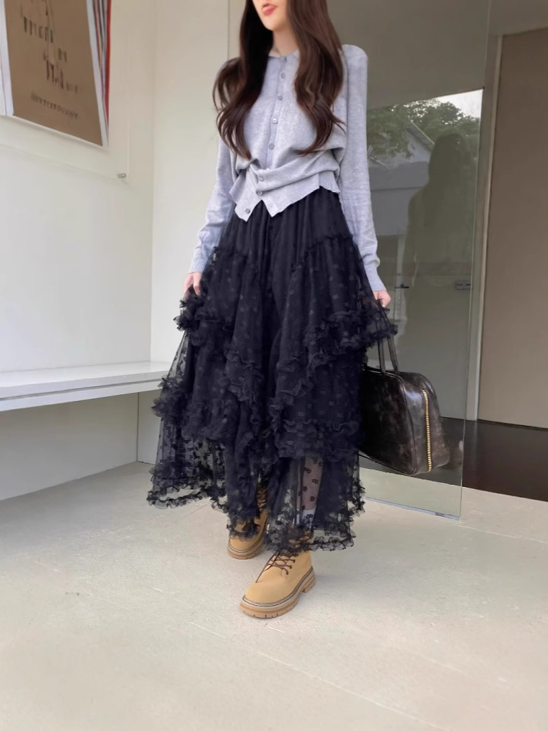검은색