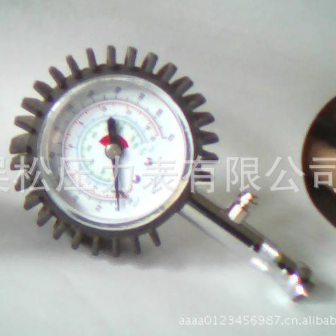 厂家专业生产汽车轮胎胎压表 高精度胎压枪量气表 轮胎万向压力表