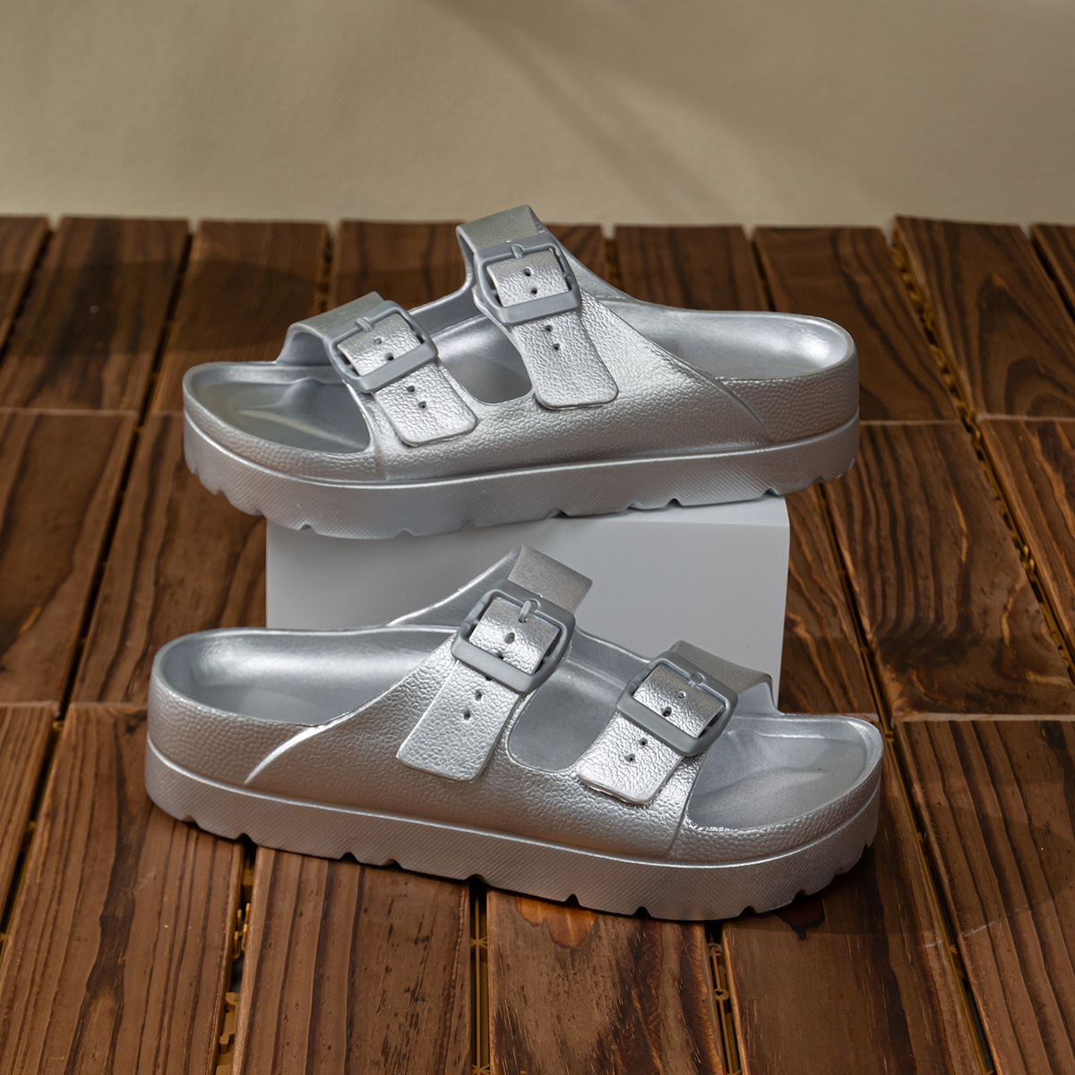 Nuevas zapatillas eva multicolores, sandalias de plataforma para mujer, antideslizantes de todo fósforo, cómodas sandalias y zapatillas de playa con hebilla ajustable