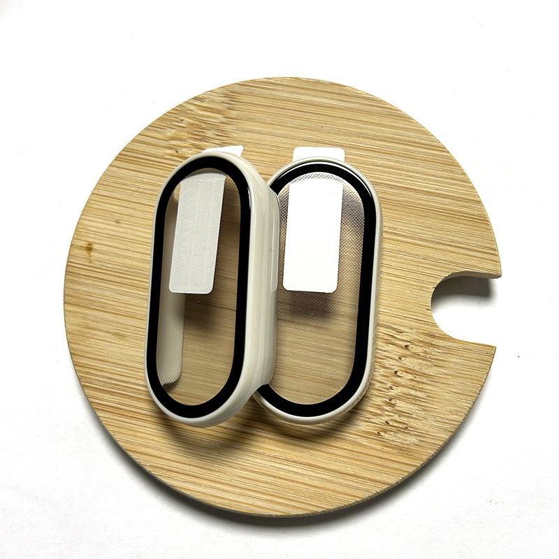Ivory white simple model with integrated shell and membrane