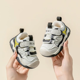学步鞋;婴儿步前鞋;童凉鞋