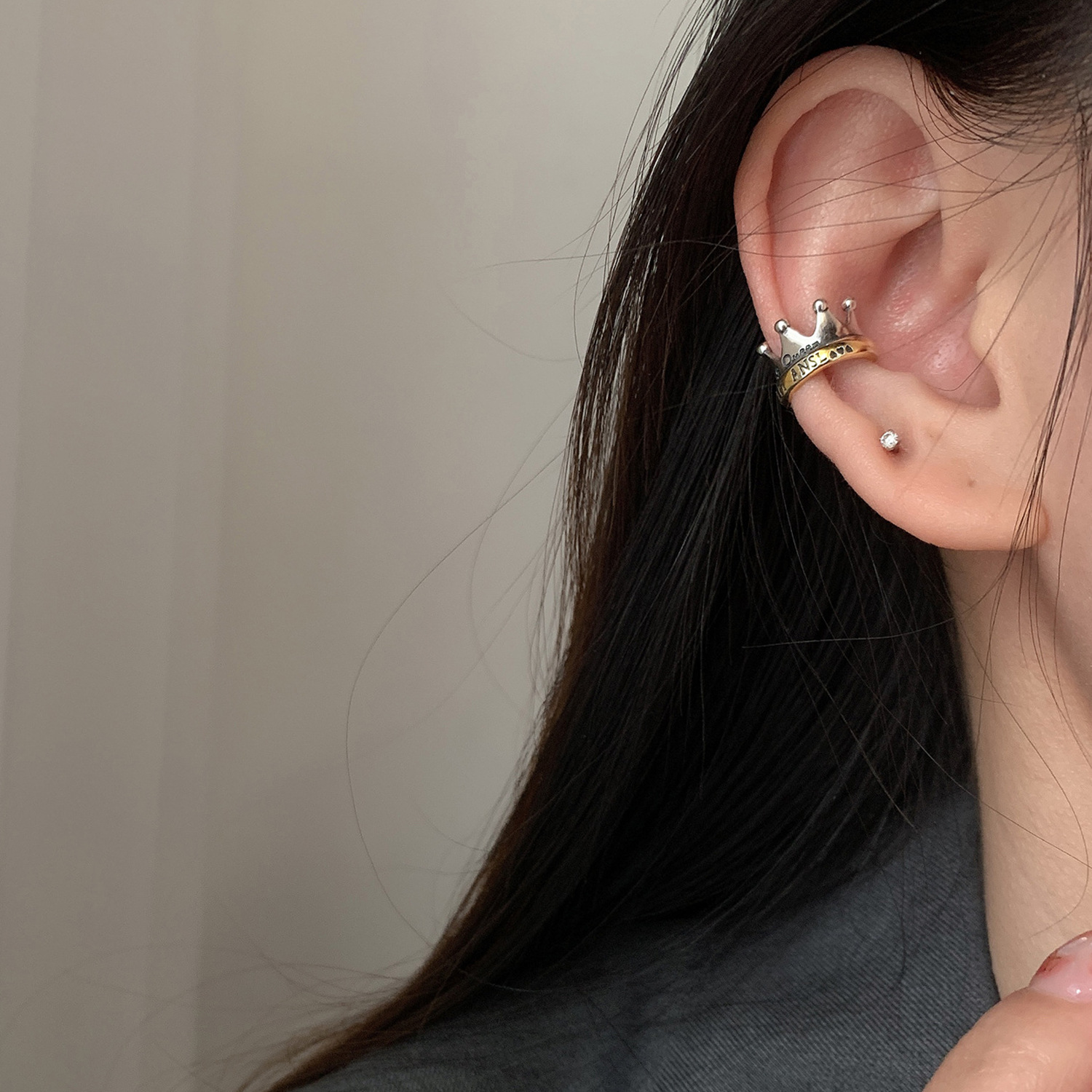 S925 corona de plata esterlina clip de oreja sin oreja de las mujeres de gama alta sentido nicho oído hueso clip luz lujo 2022 nueva moda Moda