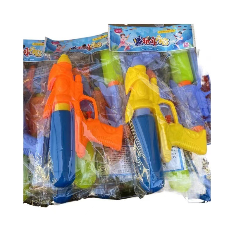 Juguetes infantiles pistolas de agua playa de verano aguas de ocio manejo tipo pistola de agua 2 yuanes al por mayor
