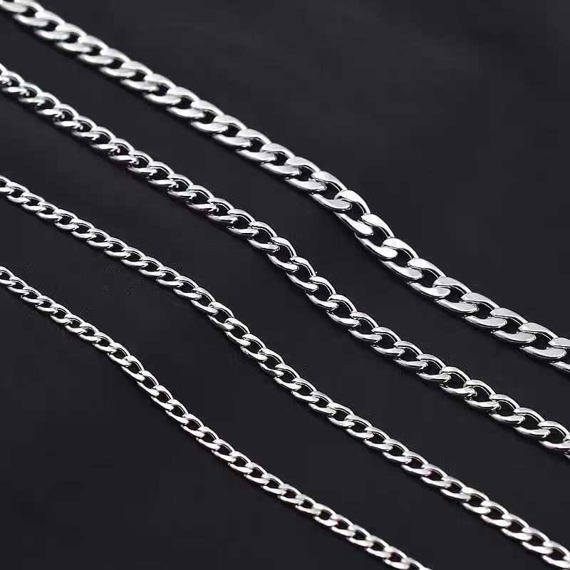 チタン鋼NKチェーンヒップホップ個性スキューバチェーンファッションdiyアクセサリーチェーンペンダントチェーンステンレス色落ちしない