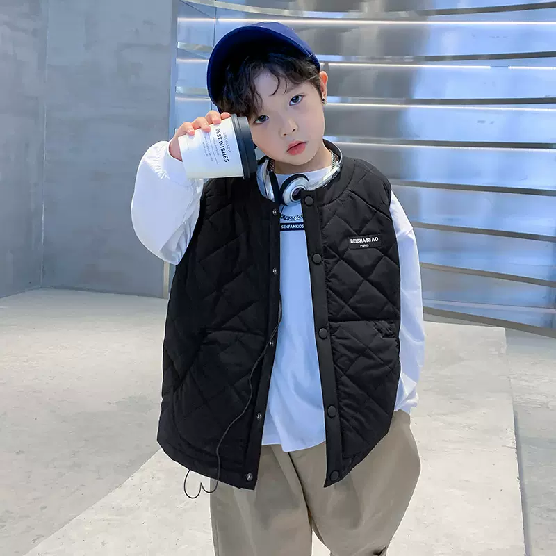 潮牌儿童马甲外穿秋冬季新款2024年男童坎肩背心中大童童装男冬装