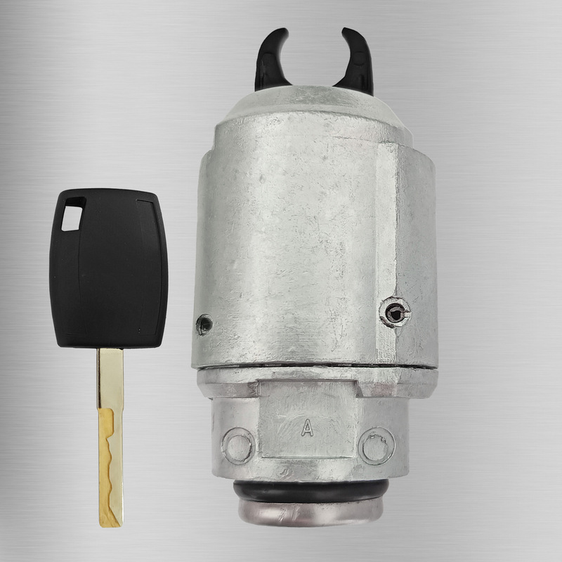 Applicable to Ford 05-13 Focus hood lock cylinder car lock cylinder Focus hood lock auto parts