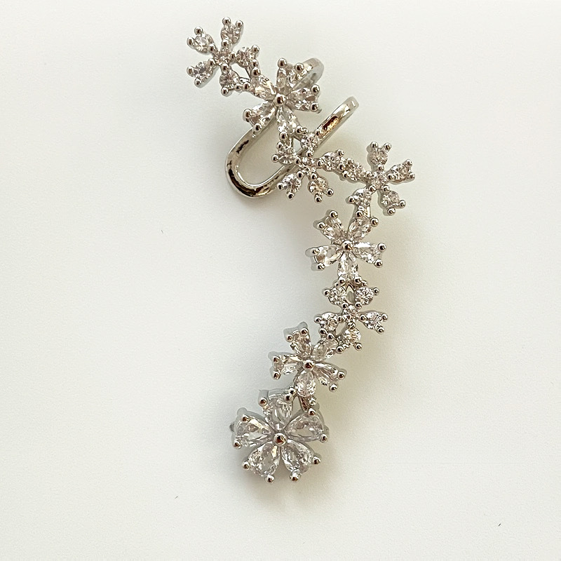 7g Weight Zircon Inlay Material Ear Cuffs Classification 1 Piece Quantity Holiday Occasion Copper Material Flower Pattern Spring&Summer Season Women's Gender Inlay Design Vacation, Classic Style Style 1 Piece Vacation Classic Style Flower Inlay Copper Zircon Ear Cuffs 15