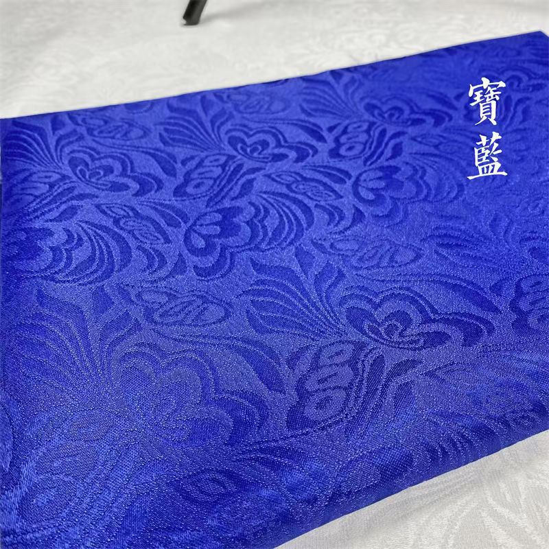 メーカー直販卸売バタフライ恋花レリーフジャカード生地全ポリエステル無弾チャイナドレス漢服服布地復古風