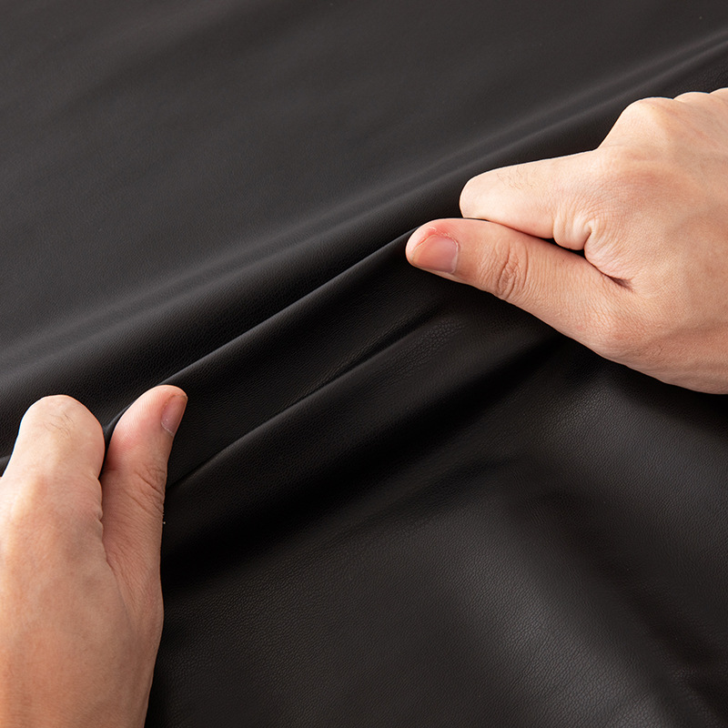 现货0.6PU弹力服装皮革180纹免洗皮柔软服装面料电商网红皮衣皮料