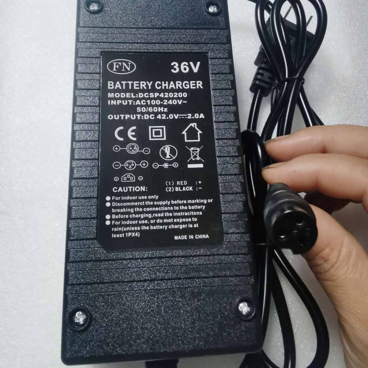 电动车锂电池充电器24V36V48V60V滑板车哈雷电动车锂离子快充