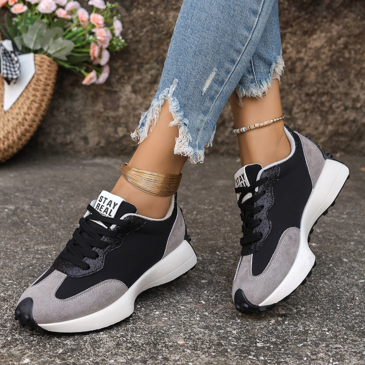 Foreign Trade Lightweight Large Size Sports Shoes for Women 2025 Spring & Fall New Style Simple Breathable Front Lace Casual Versatile Running Shoes