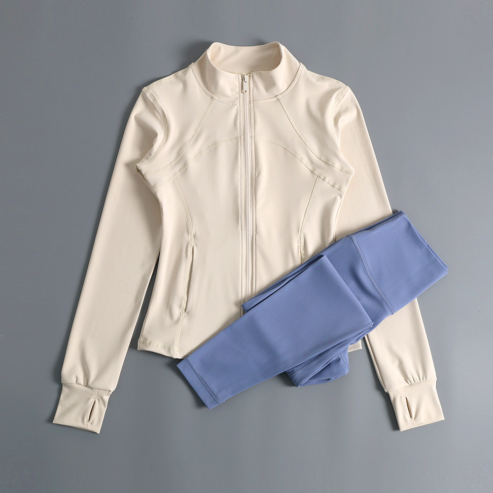 여성 가을 ??겨울용 요가복 새로운 속건성 전문 체육관 아침 조깅 스포츠 재킷 고급 피트니스 의류
