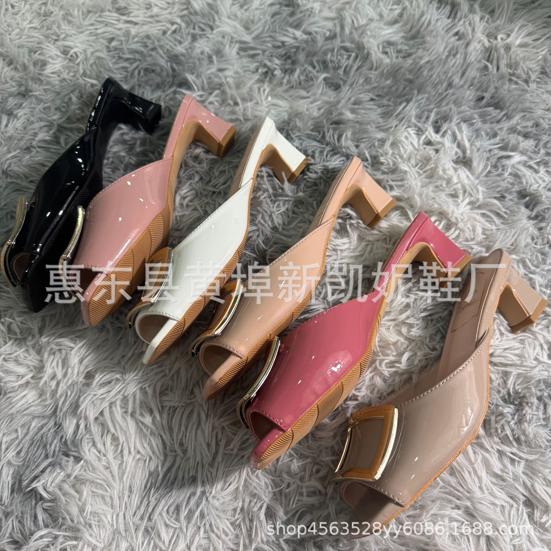 Women's slippers for leisure