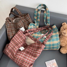 �ﶬ�¿�ë�ظ��ӆμ����������������ذ��͹Űٴ�ͨ�ڕr��Ů��