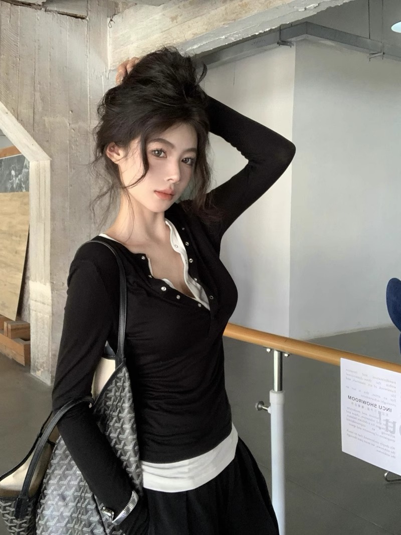 검은색