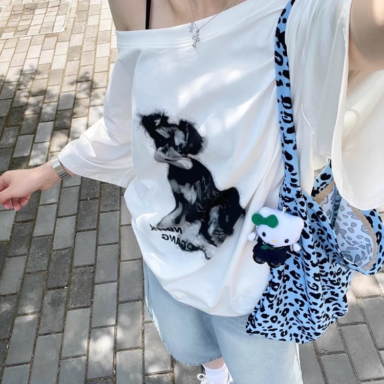 [92 Cotton 8 Spandex] Slanted Shoulder Short-Sleeved T-Shirt for Women Summer Puppy Print Loose Casual Lazy Off-The-Shoulder Top