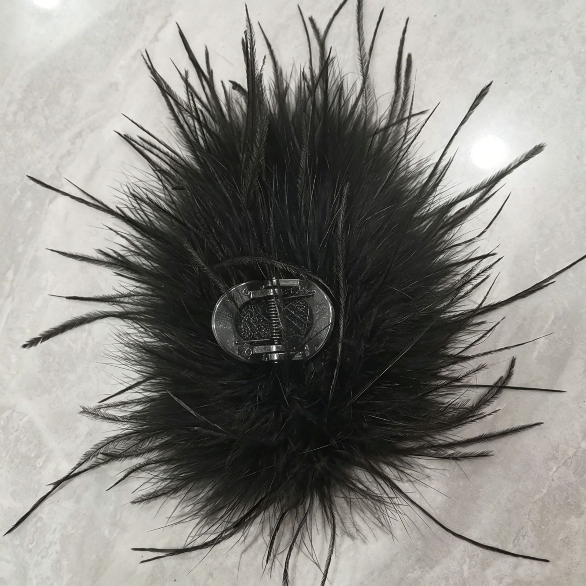 [Four times the amount of hair] Ostrich feather 13cm large clip black (giant lon…