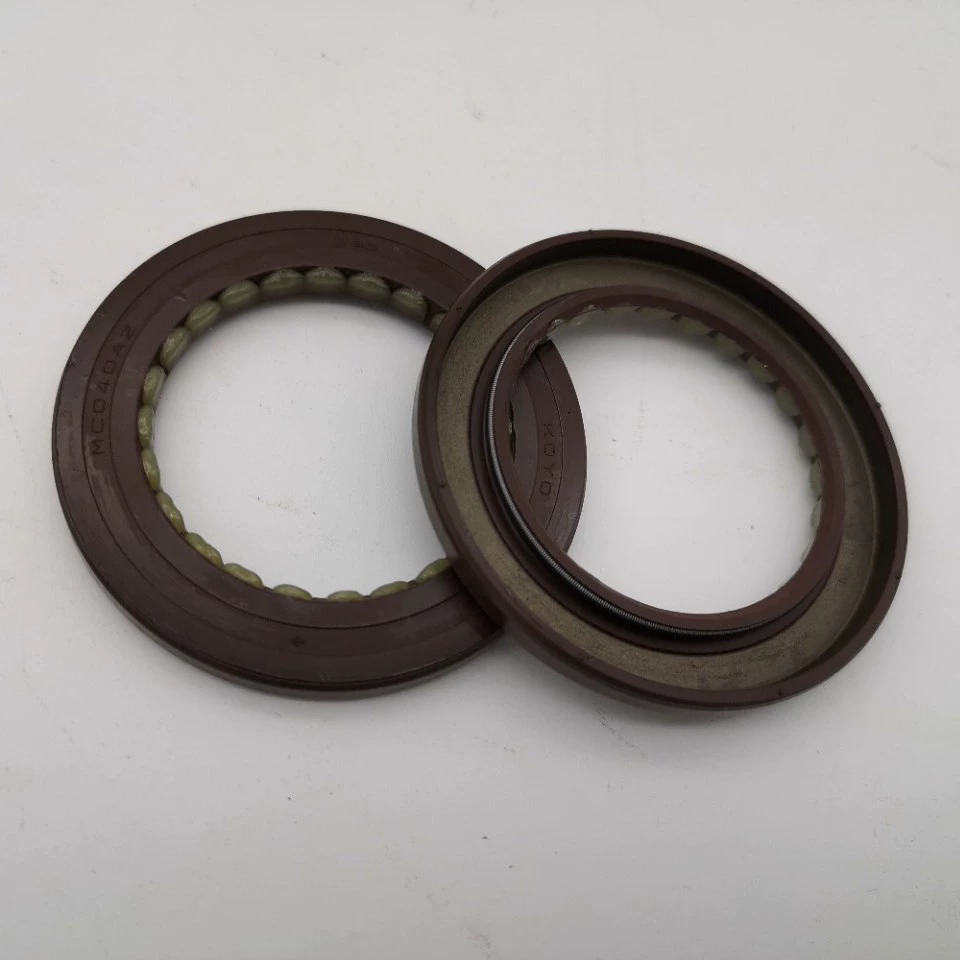 Передний сальник коробки передач Mazda Fox 4F27E