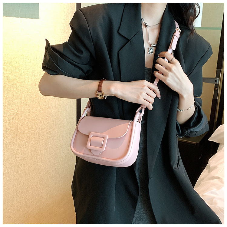 Tämän vuoden suosittu naisten laukku, uusi 2023 huippuluokan yksivärinen tekstuurinen niche-olkalaukku, all-match-lähettilaukku, pieni neliönmuotoinen laukku_voghion.com