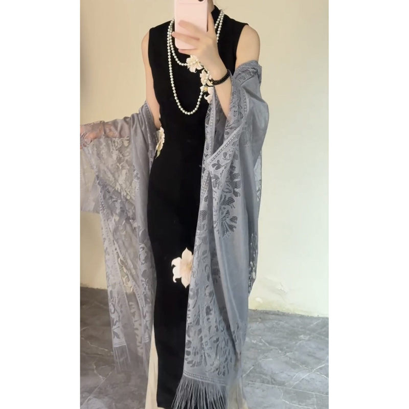 Atmospheric Beige Lace Patterned Shawl, Sun Protection, Breathable, Suitable for Office Air-Conditioned Rooms, Neck Protection, Outerwear Cardigan, 2026 New