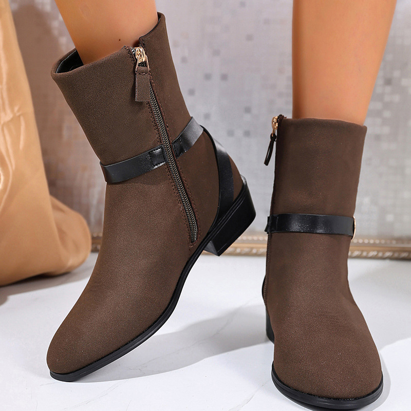 复古大码靴子女2025年秋季新款皮带扣尖头马丁靴外贸粗跟时装靴