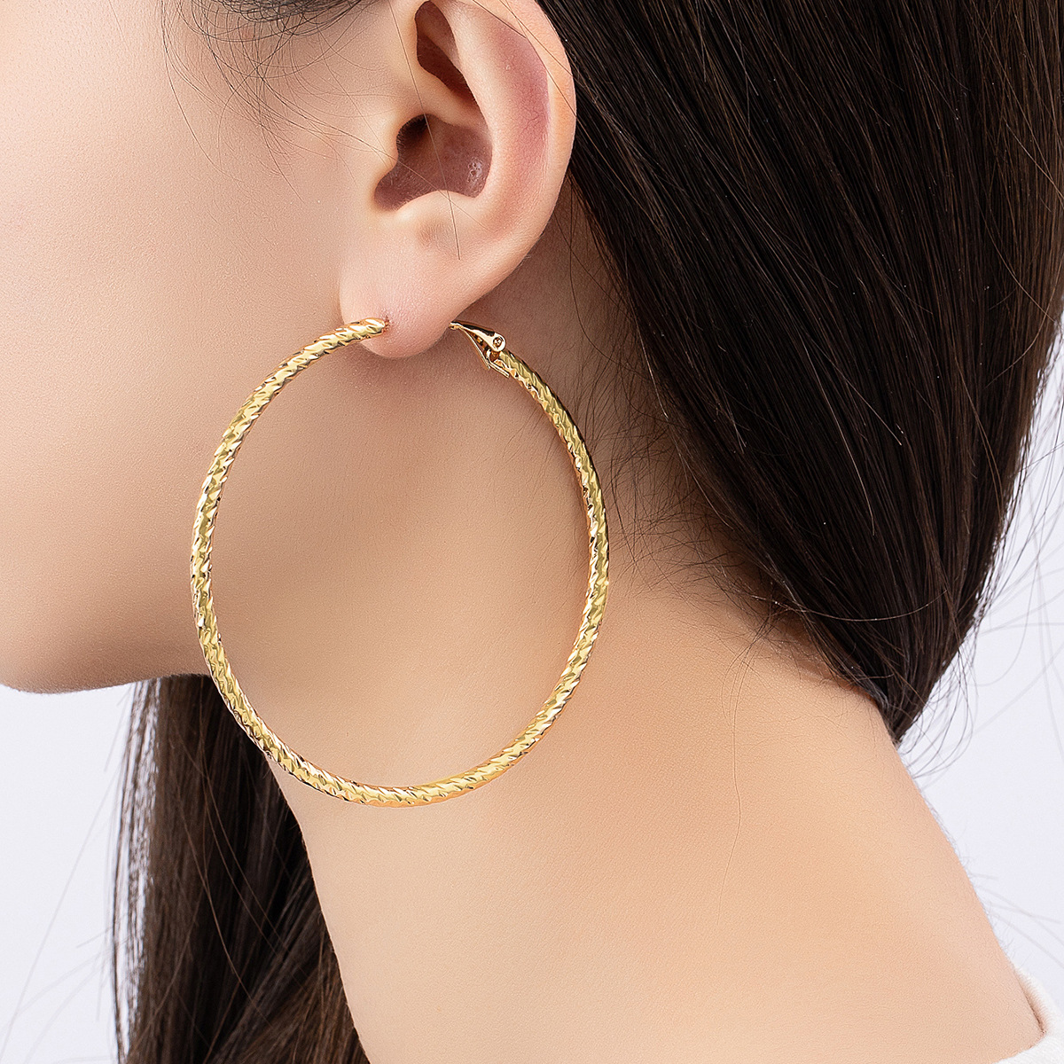 歐美誇張金屬環女耳環港風大氣素圈刻紋耳環耳圈速賣通 earrings