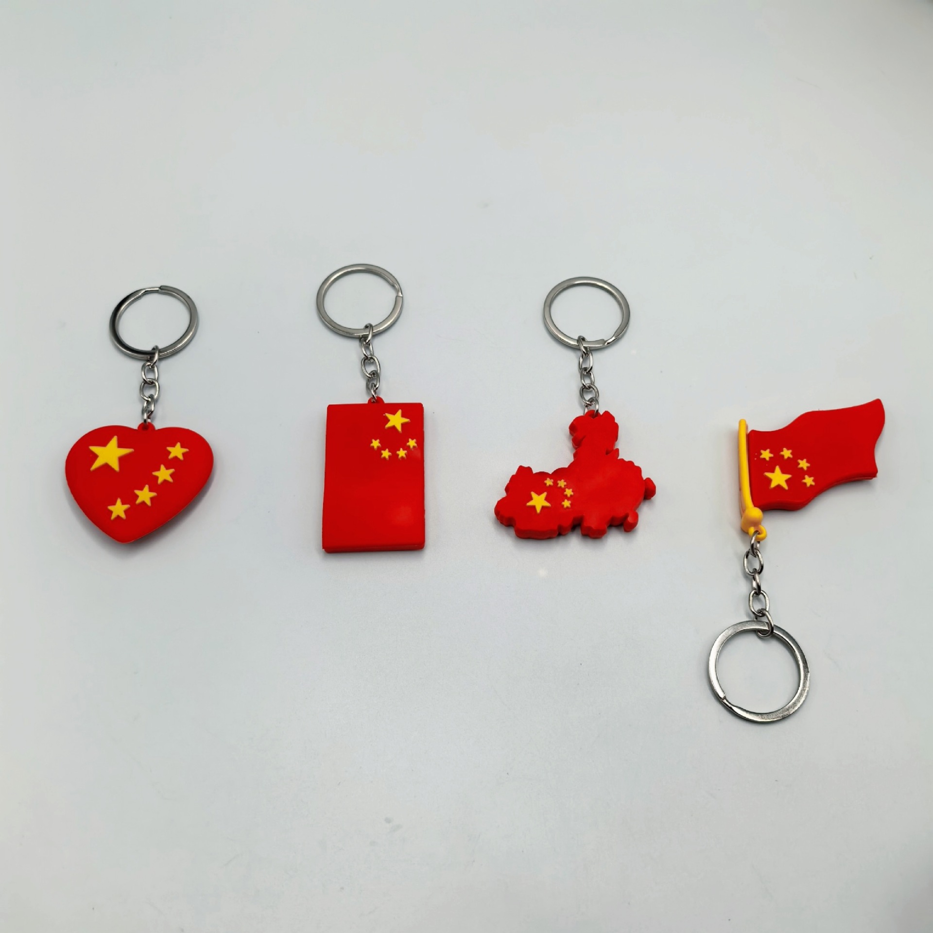Día Nacional de Año Nuevo Pequeño regalo de amor cinco estrellas bandera roja colgante llavero colgante regalo de recompensa para niños jardín de infantes