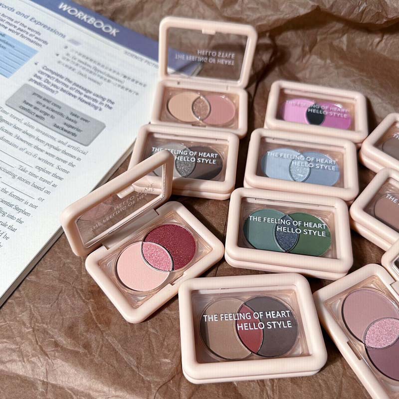 Hola estilo ~ Caja cuadrada pequeña, paleta de sombras de ojos de tres colores, brillo fino nacarado, paleta de rosas de sombra de ojos mate de color tierra seco