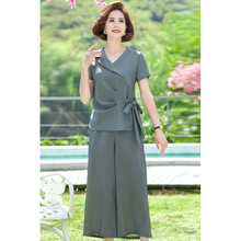 妈妈夏装两件套40岁50中年女装短袖上衣时尚中老年人洋气减龄套装