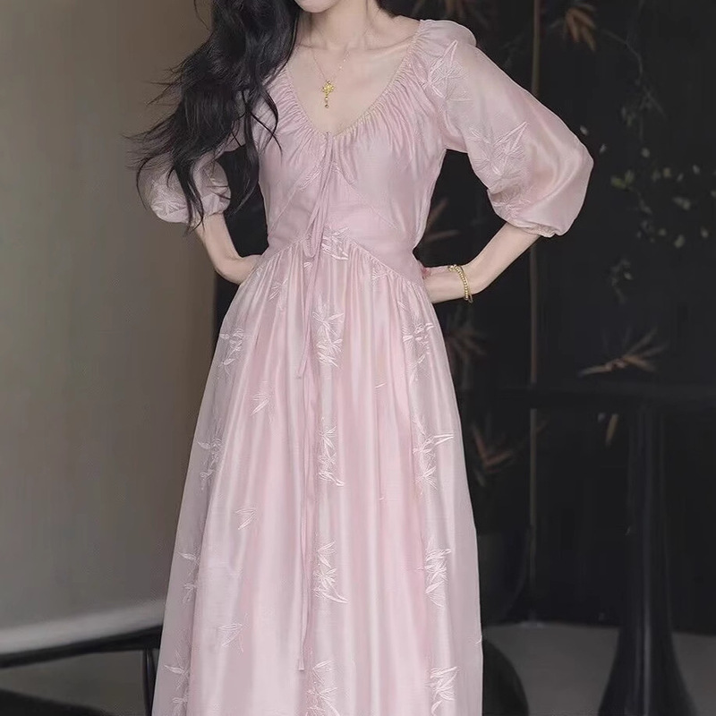 [in stock] TYNAG [bamboo meaning] new Chinese style waist pink V-neck embroidery dress women summer new