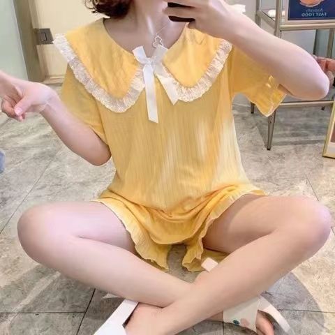 En nombre del nuevo estilo de verano dulce estilo princesa pantalones cortos finos de celebridades de Internet pijamas de cuello de muñeca de manga corta traje de servicio a domicilio para mujer
