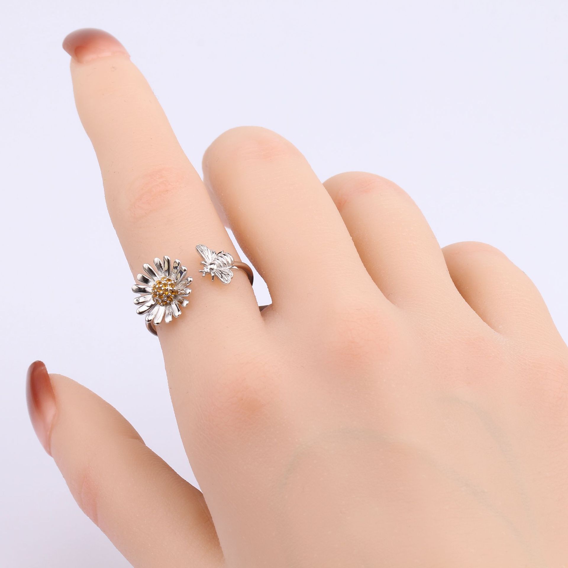 Wholesale Pastoral Artistic Sunflower Bee Sterling Silver White Gold Plated Gold Plated Zircon Open Ring display picture 3