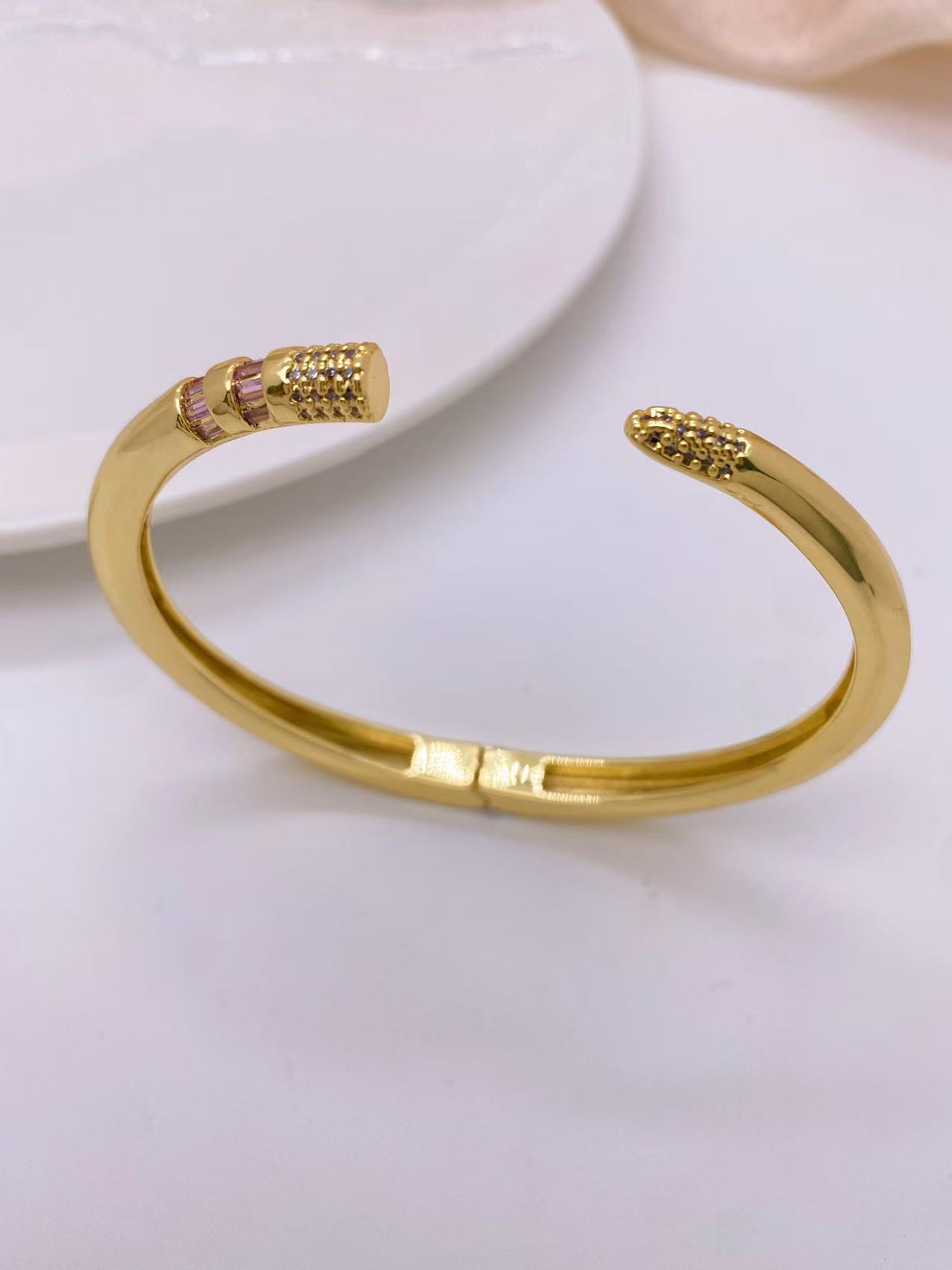 24g Weight 18K Gold Plated Plating Material Zircon Inlay Material Bangle Classification Copper Chain Material 1 Piece Quantity Casual, Daily Occasion Copper Material Multicolor Pattern All Seasons Season Women's Gender Plating, Inlay Design IG Style Style Wholesale Jewelry IG Style Multicolor Copper Zircon 18K Gold Plated Plating Inlay Bangle 9